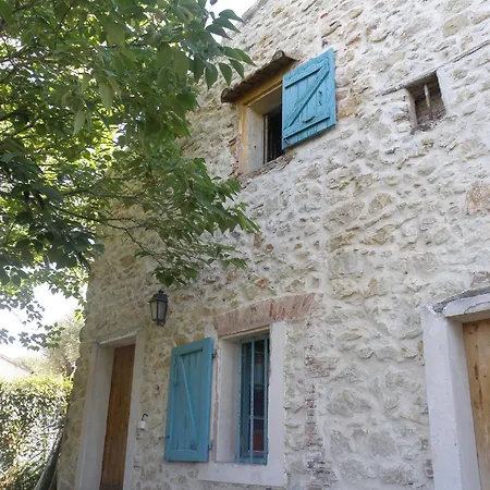 Bastidon La Deprat Apartment *